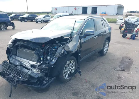 2024 Toyota Rav4 Xle Premium z USA, uszkodzony, nr VIN 2T3A1RFV3RC462216